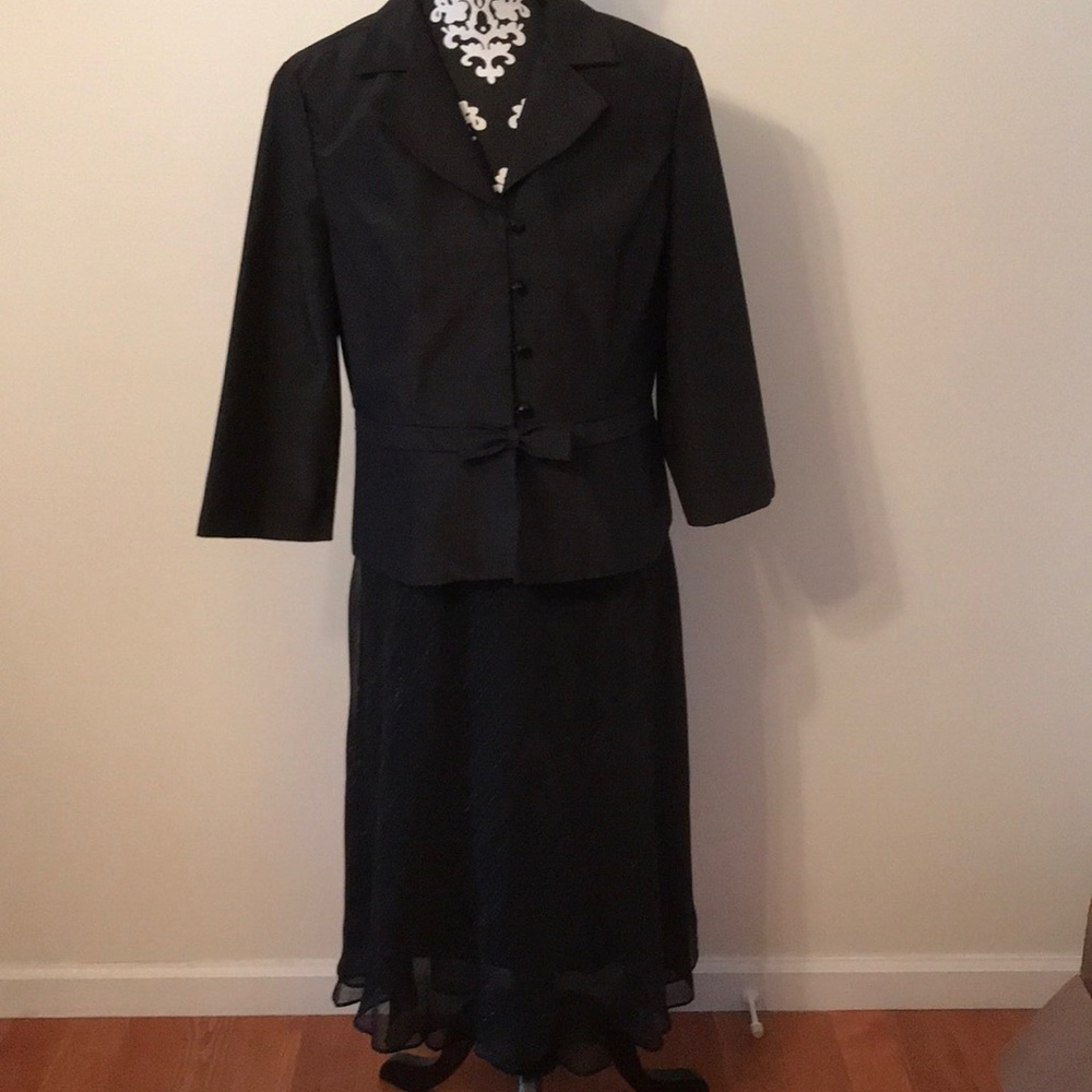 Miss Dorby 2 piece Formal